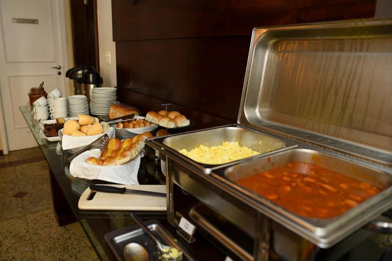 Отель Village Icarai