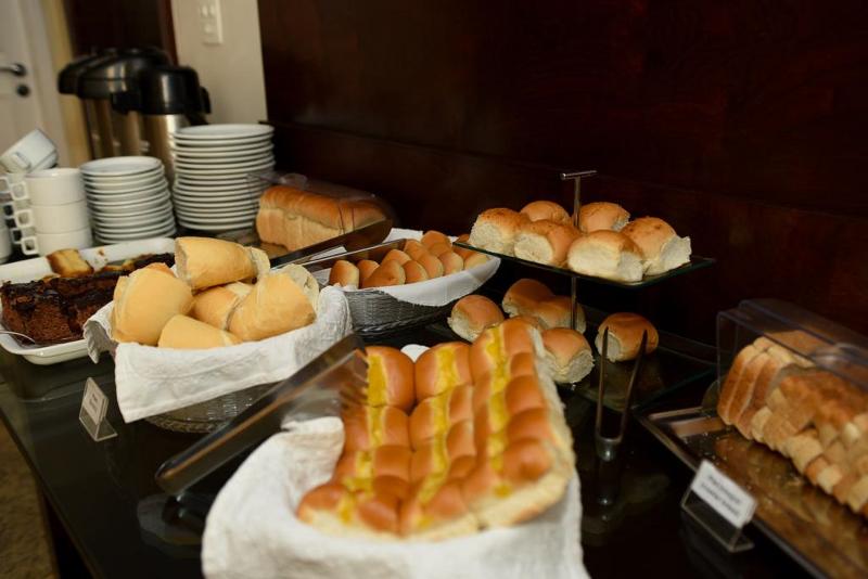 Отель Village Icarai