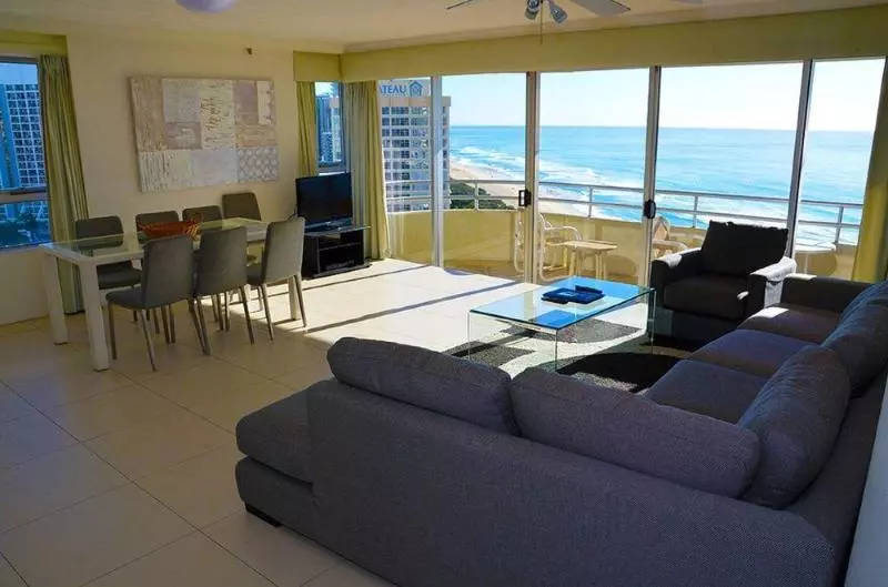 ホテル Zenith Ocean Front Apartments