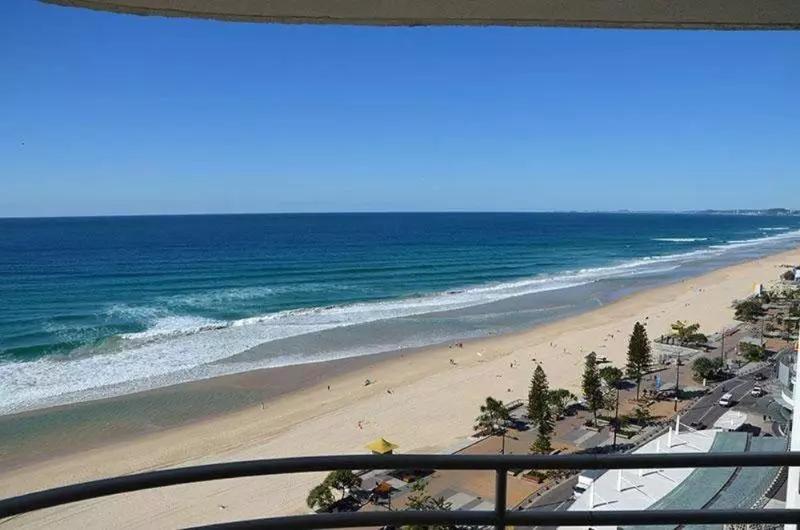 ホテル Zenith Ocean Front Apartments