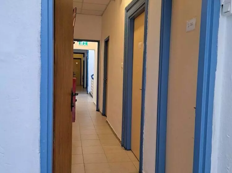 Momos Hostel