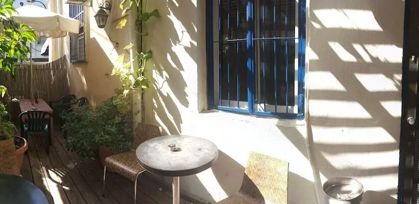 Momos Hostel
