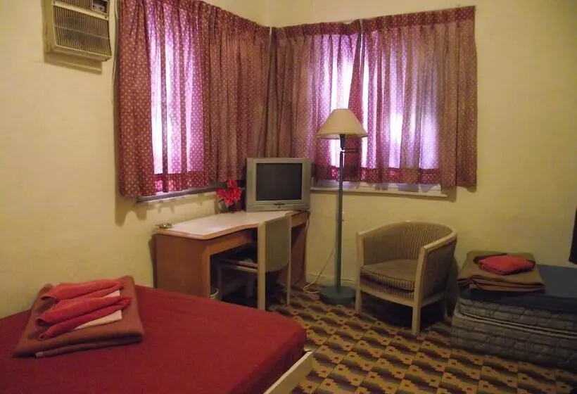 Momos Hostel