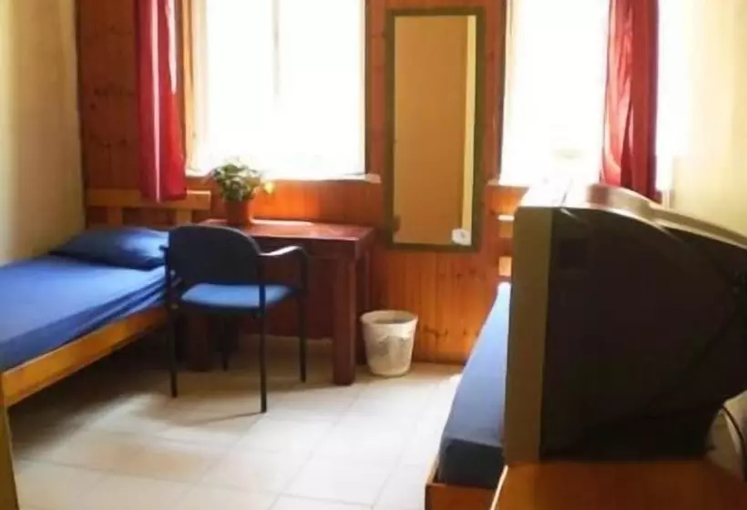 Momos Hostel
