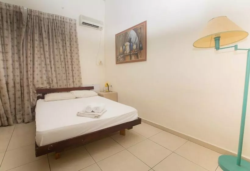 Momos Hostel