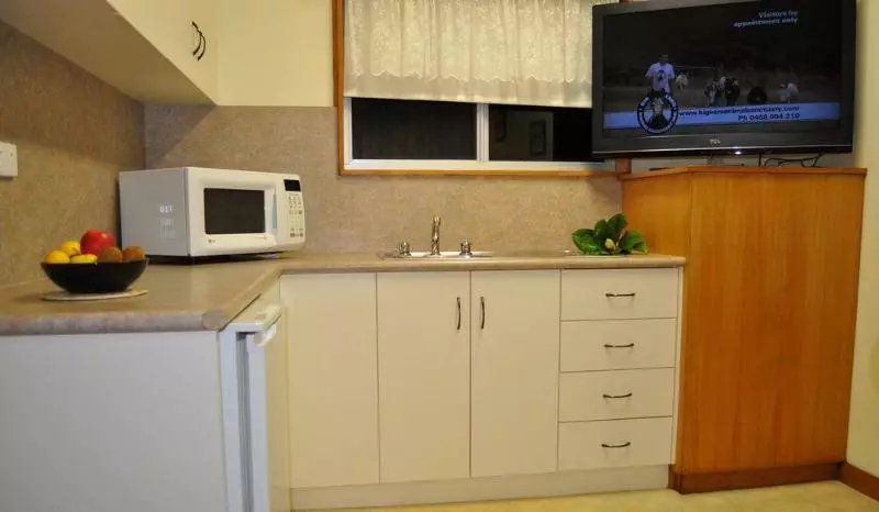 Sharonlee Strahan Villas