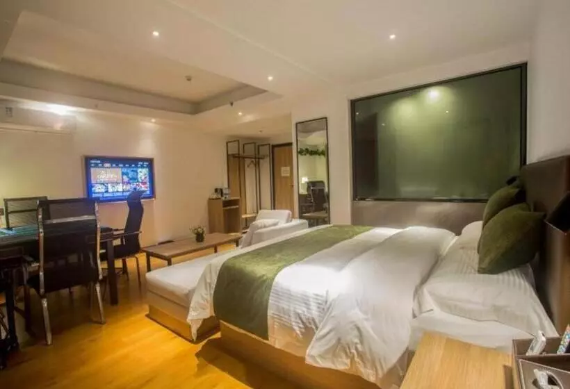 ホテル Greentree Inn Express Hainan Haikou Haixiu Zhong Road