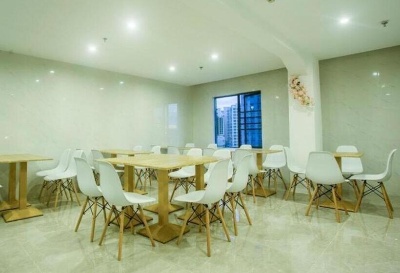 Hotel Greentree Inn Express Hainan Haikou Haixiu Zhong Road