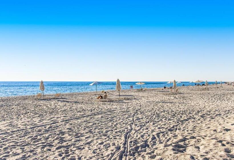 בית מלון כפרי Serenity Now