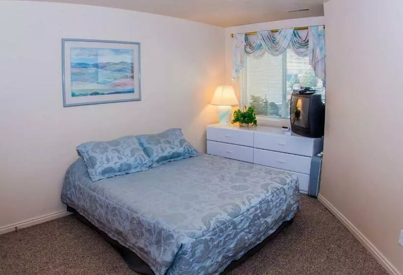 ホテル Harbor Village Pool Building Condo 104