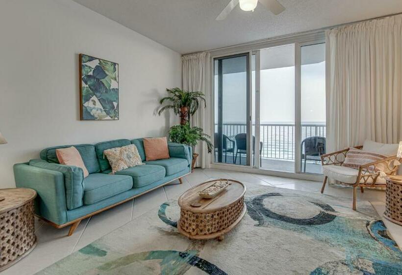 هتل Unwind In Navarre