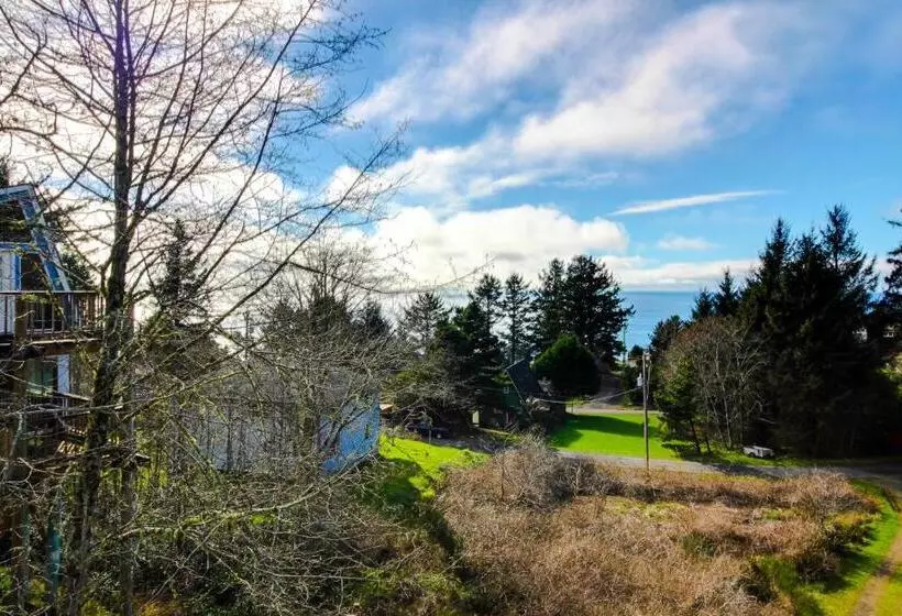Hotelli Sitka Sky