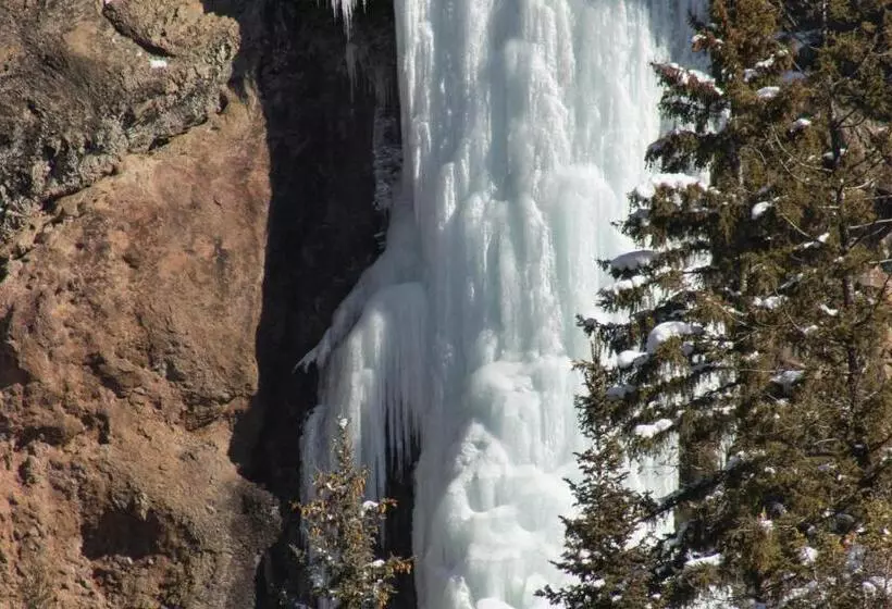 Hotelli Aspenwood 4250