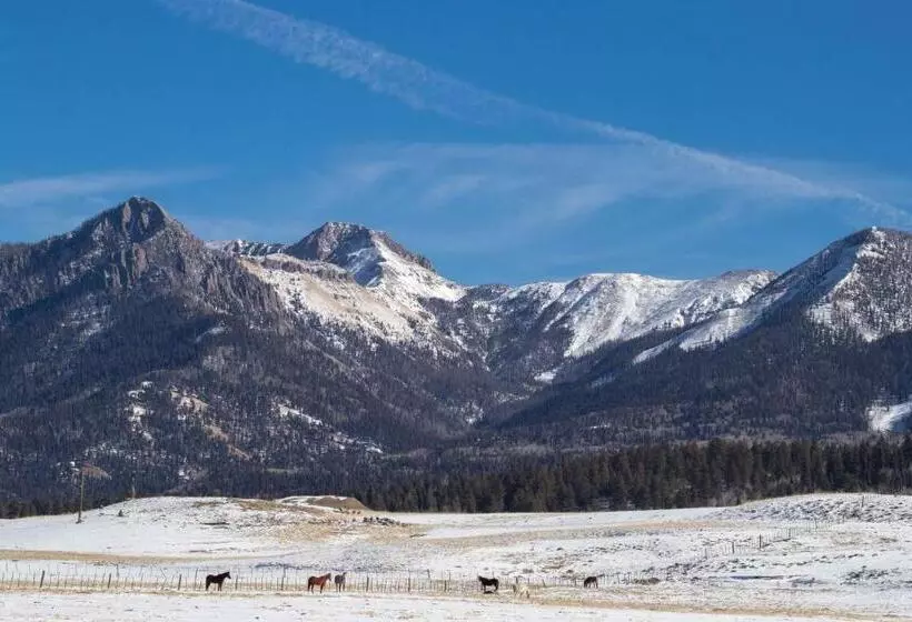 Hotelli Aspenwood 4250