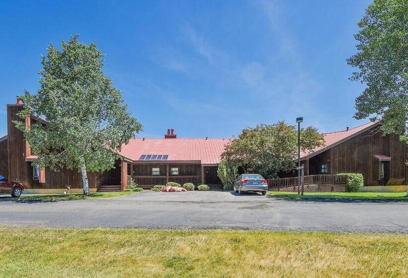 Отель Aspenwood 4250