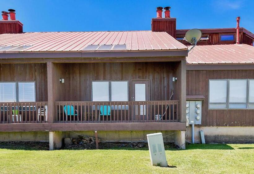 Отель Aspenwood 4250