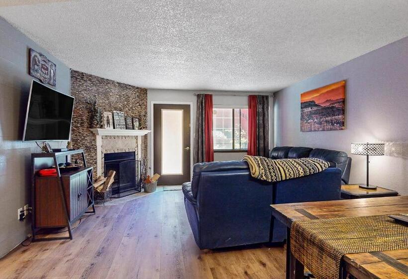 Otel Giant Steps #40