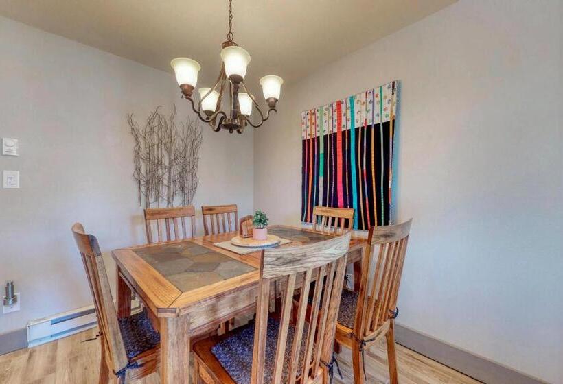 هتل La Bonte Townhomes Unit 304