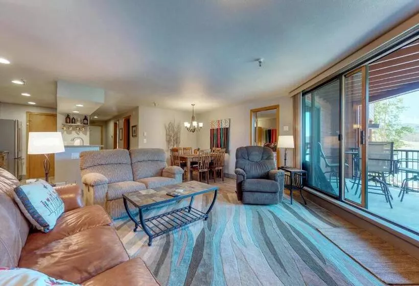 ホテル La Bonte Townhomes Unit 304