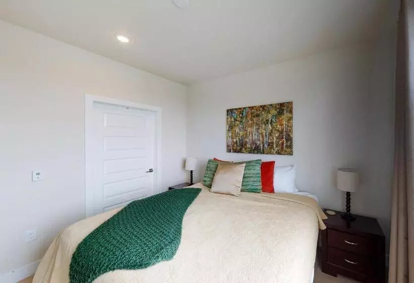 ホテル La Bonte Townhomes Unit 304