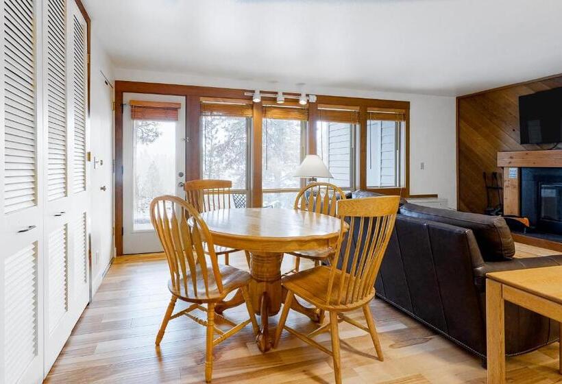 Szálloda Seventh Mountain Ii