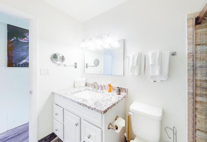 هتل Hi Country Haus 1414