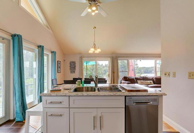 Отель Nanas Nest