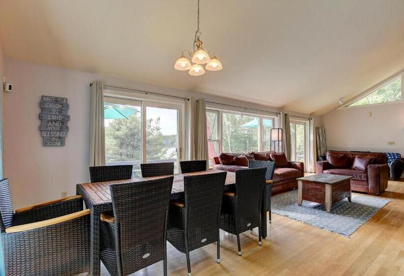 Отель Nanas Nest