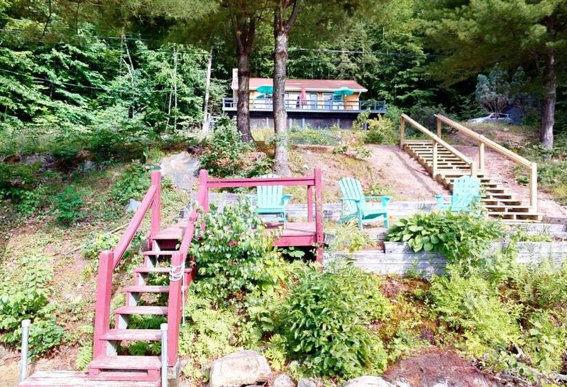 Отель Nanas Nest