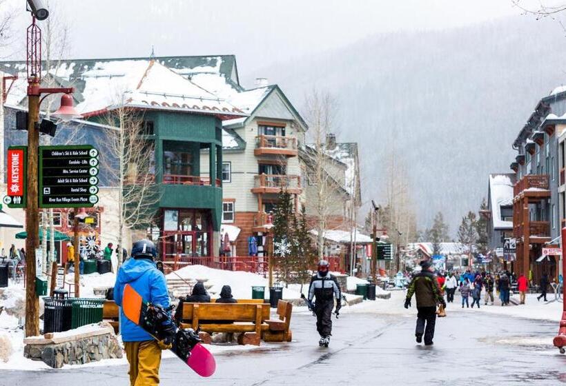 هتل Silvermill Lodge 8250