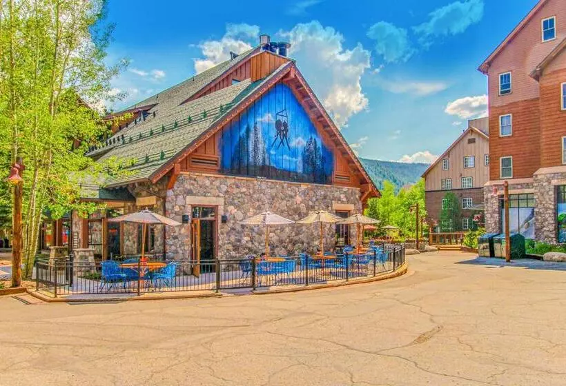 Hotelli Silvermill Lodge 8250