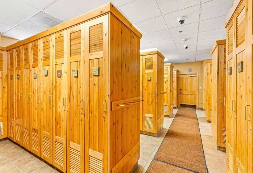 Hotelli Silvermill Lodge 8250