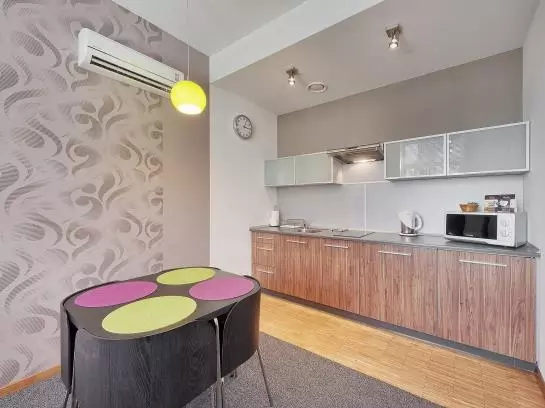 Aparts Bed & Breakfast