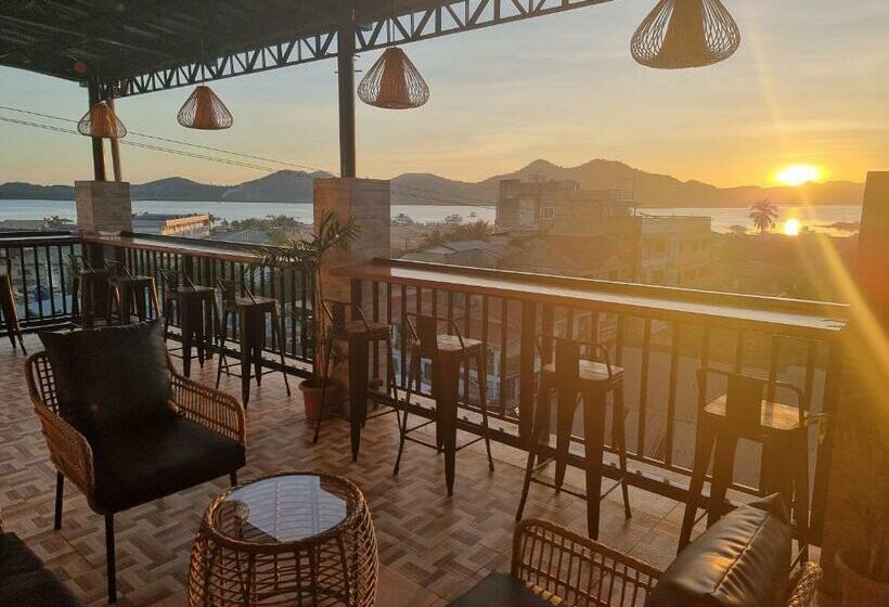 Bed and Breakfast Islanders Inn Coron