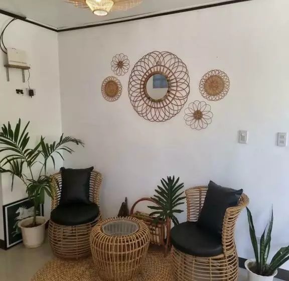 Bed and Breakfast Islanders Inn Coron