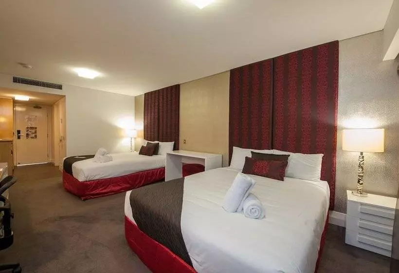 City Golf Club Motel