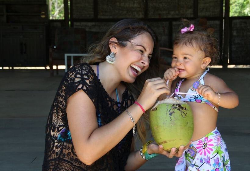 هتل Acquamarine Park