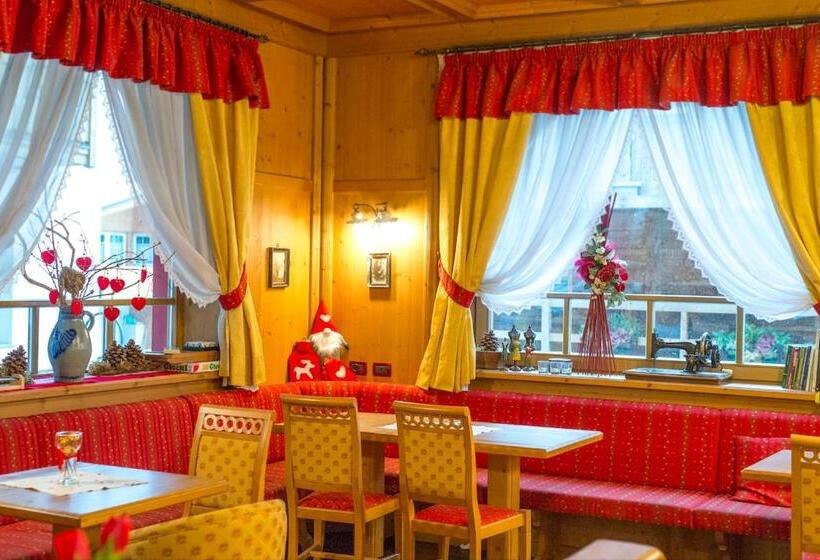 ホテル Alpino Al Cavalletto