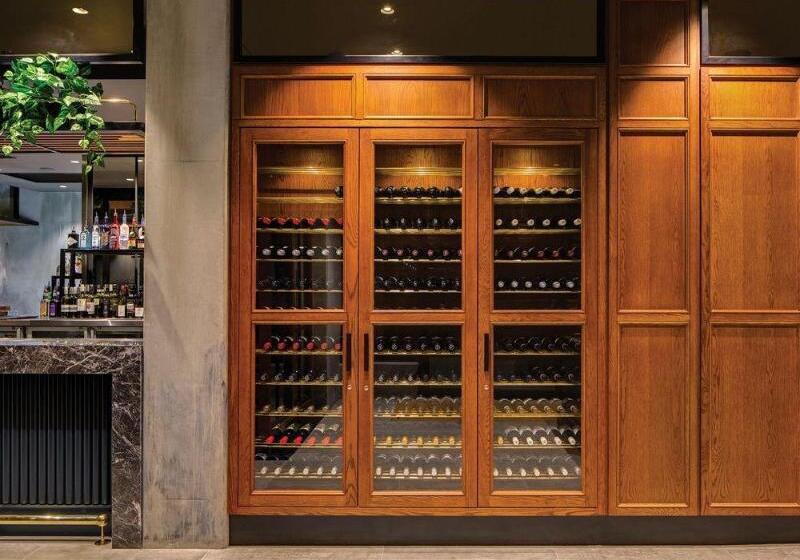 Avenue Hotel Canberra