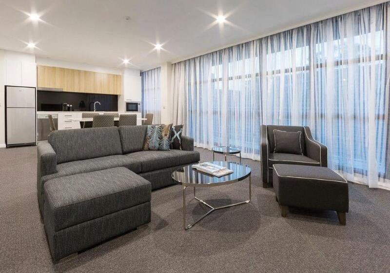 Avenue Hotel Canberra