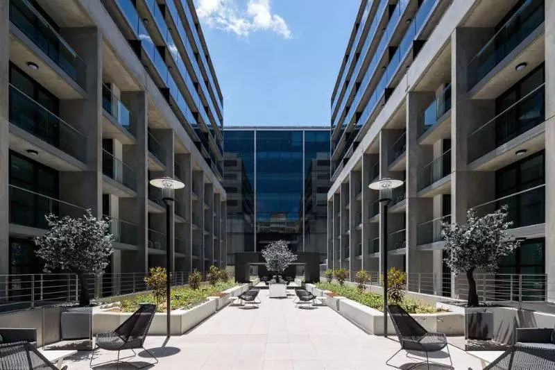 Avenue Hotel Canberra