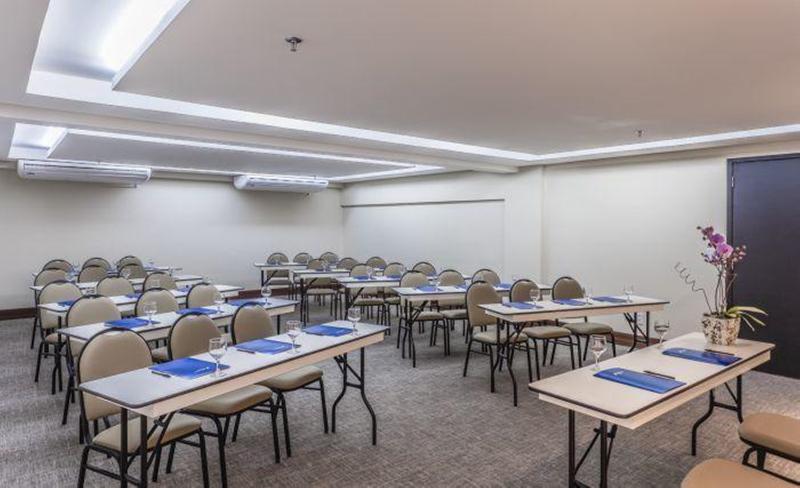 هتل Blue Tree Towers Bauru