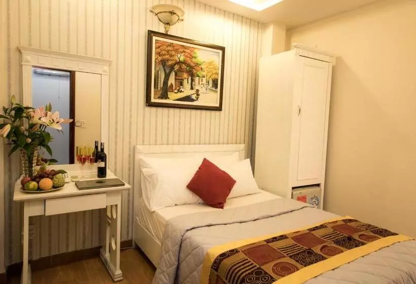 Scat Hotel New World Bến Thành