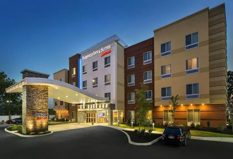 Hotel Fairfield Inn & Suites By Marriott New Castle