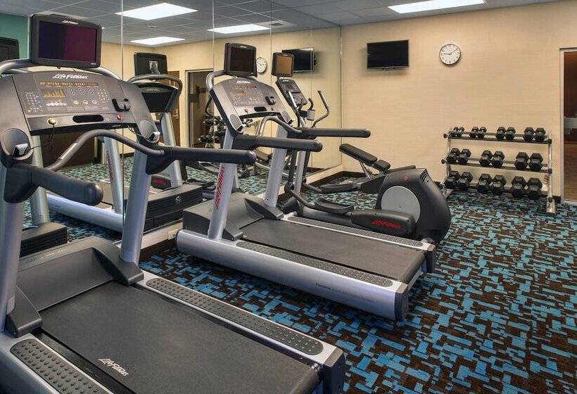 فندق Fairfield Inn & Suites By Marriott New Castle