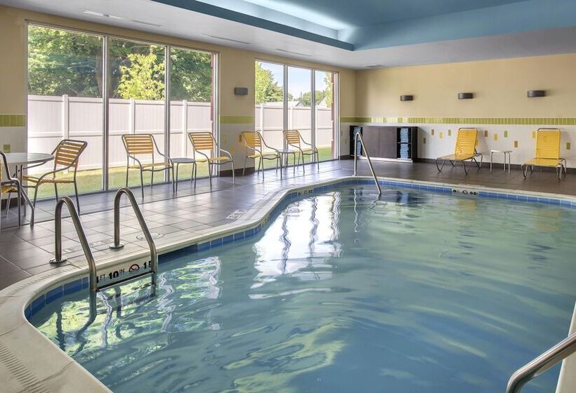 فندق Fairfield Inn & Suites By Marriott New Castle