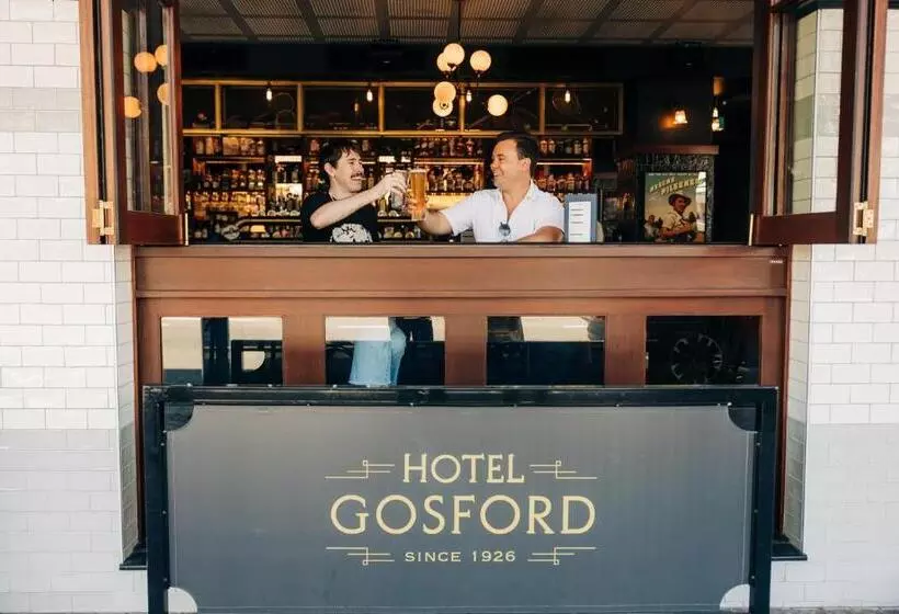 Отель Gosford