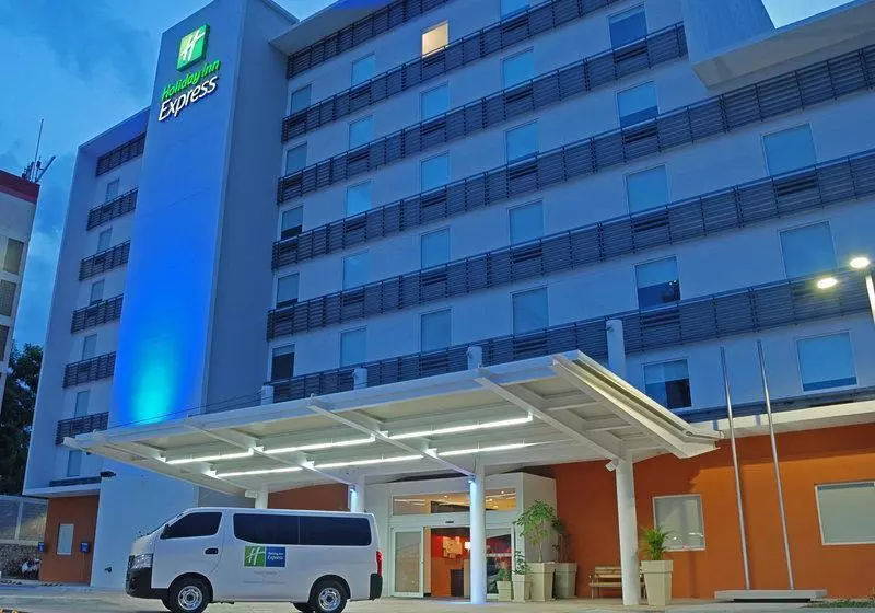 هتل Holiday Inn Express Tegucigalpa, An Ihg