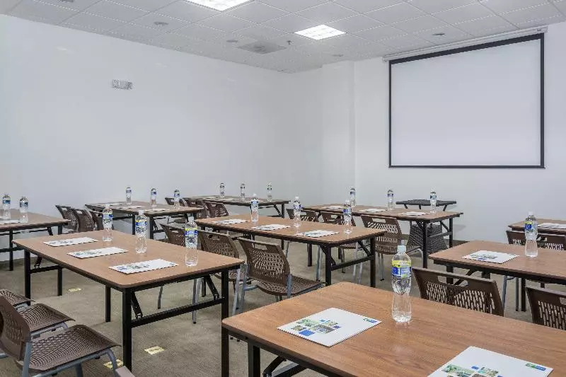 هتل Holiday Inn Express Tegucigalpa, An Ihg