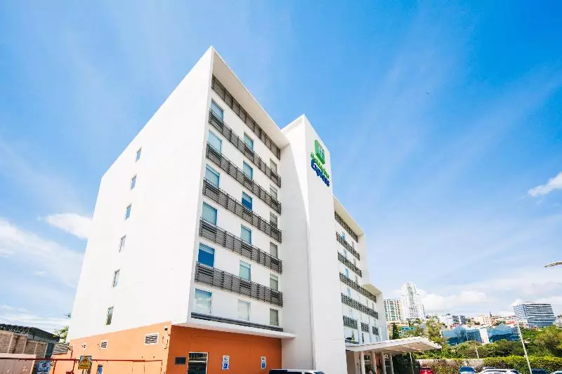 هتل Holiday Inn Express Tegucigalpa, An Ihg